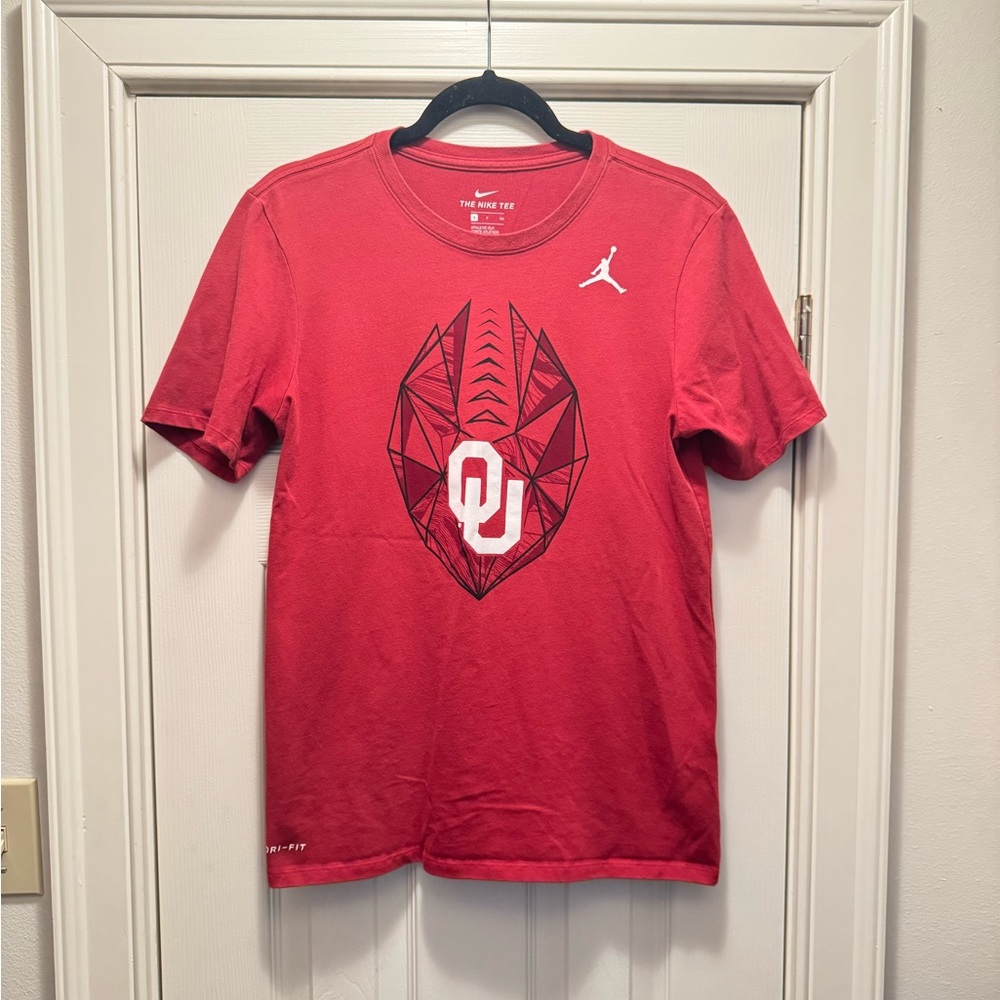 Nike Red Men's Graphic T-Shirt